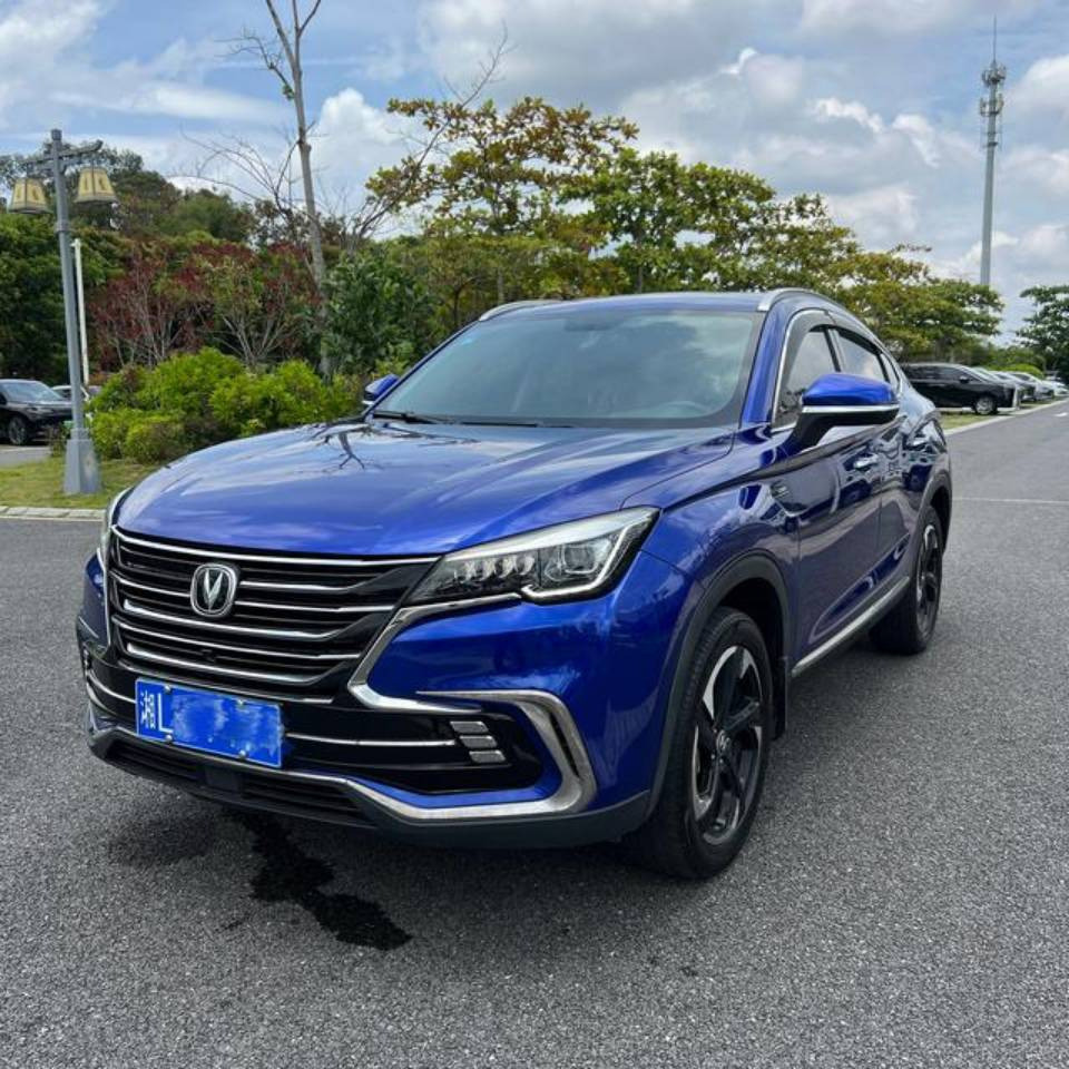 Changan CS85 COUPE année 2019 moteur 2.0T version Mobile voiture d'occasion