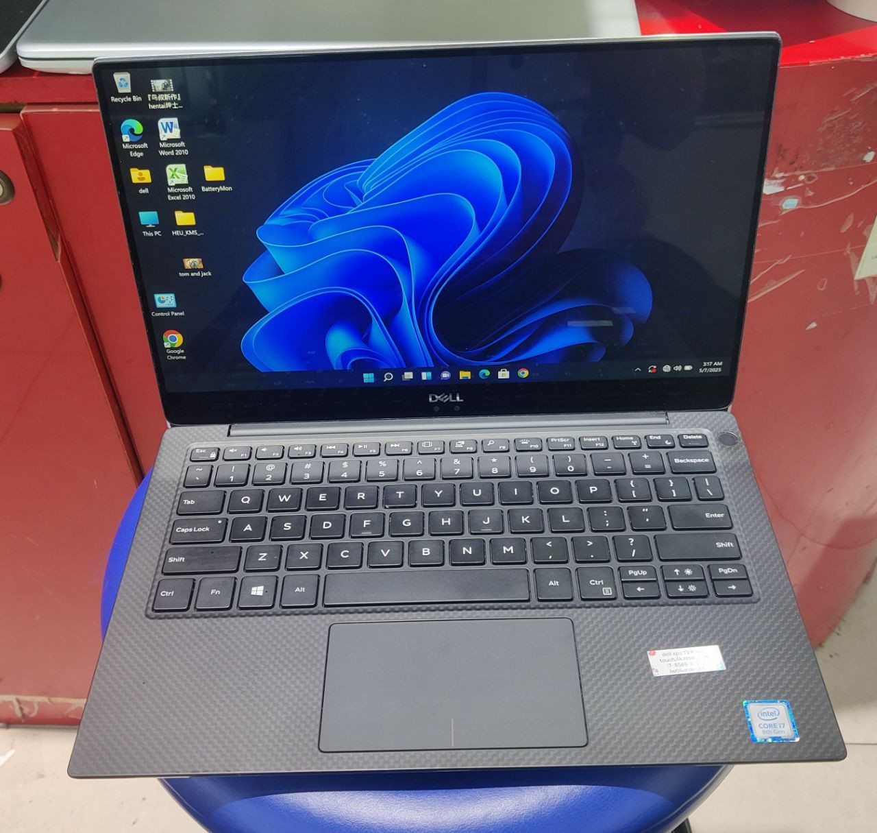 Pc Ordinateur portable de marque Dell XPS 13 9380   Touch Screen,4K UHD Resolution ? Intel 8th Gen,i7-8550   Version originale