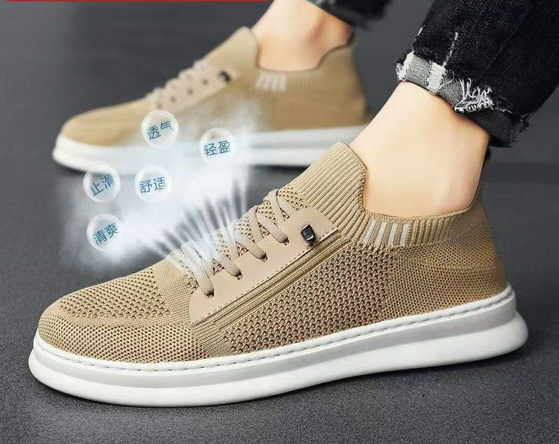 Nouvelles chausseurs en tricot volant pour hommes. Polyvalentes, respirantes à l'usure, sans glissement et serrées. Les chaussures de planche pour hommes