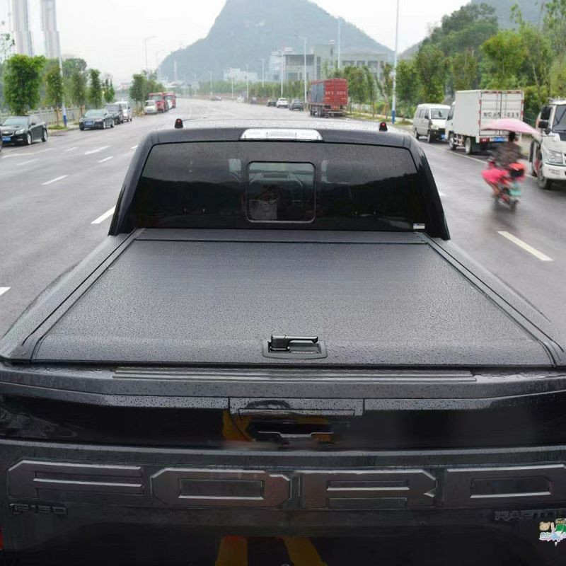 Couvre-benne rétractable pour pick-up de la marque Toston.