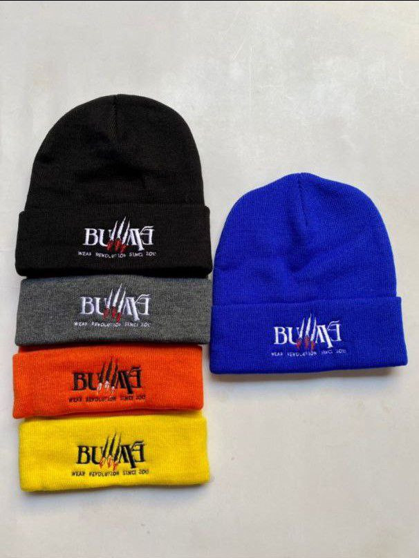 Marque BUMAYE  Bonnet BUMAYE made in Togo