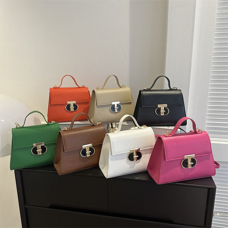 Sac à bandoulière femme été 2023 nouvelle mode sac messager mode texture sac à main rétro couleur bonbon petit sac carré