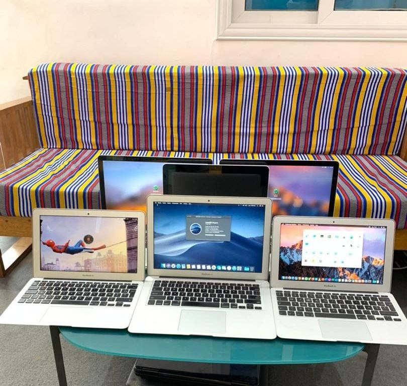 Air 2010( dual core 4gb/128gb